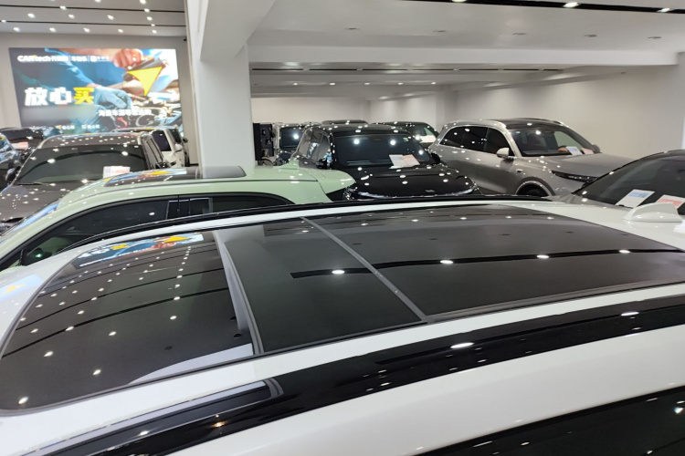 沃尔沃XC60新能源 2022款 T8 插电混动 四驱智远运动版局部细节57