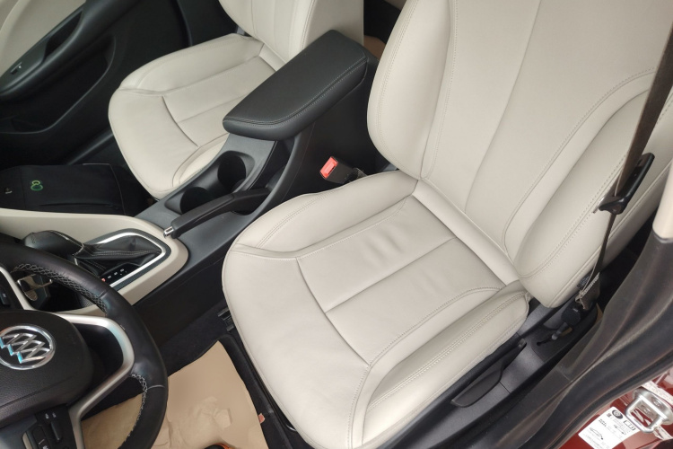 别克 英朗 2019款 15T 双离合互联精英型 国VI中控内饰19