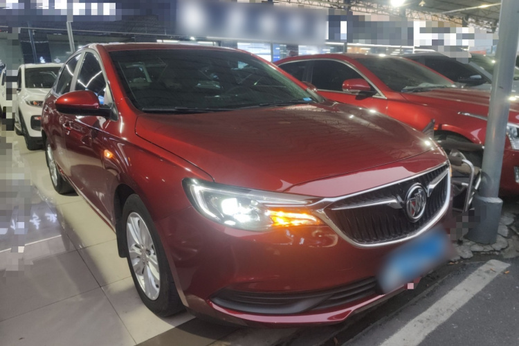 别克 英朗 2021款 典范 1.5L 自动精英型车身外观3