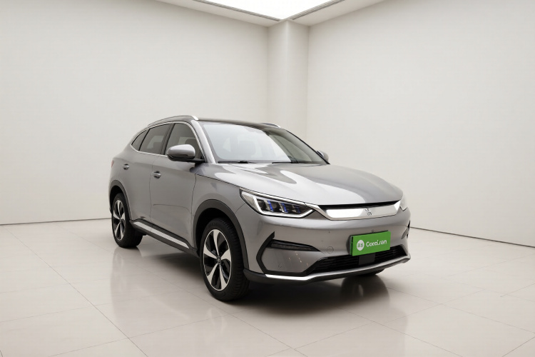 比亚迪 宋PLUS新能源 2021款 EV 尊贵型车身外观3