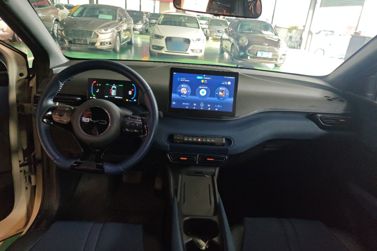 比亚迪 海鸥 2024款 荣耀版 405km 飞翔版中控内饰7002