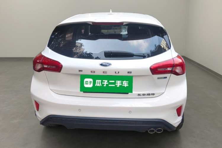 福特 福克斯 2021款 两厢 EcoBoost 180 自动锋潮型车身外观6