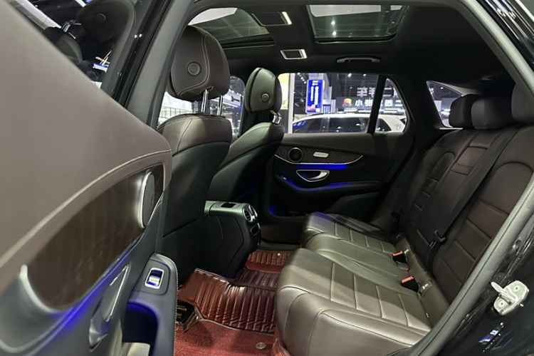 奔驰GLC 2020款 GLC 260 L 4MATIC 豪华型中控内饰7002