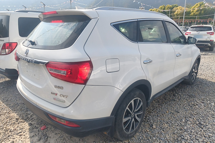 东风风光 风光580 2017款 改款 1.5T CVT豪华型车身外观7