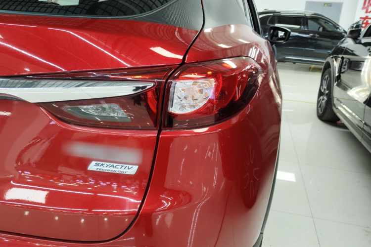 马自达CX-4 2016款 2.0L 自动两驱蓝天品位版车身外观9