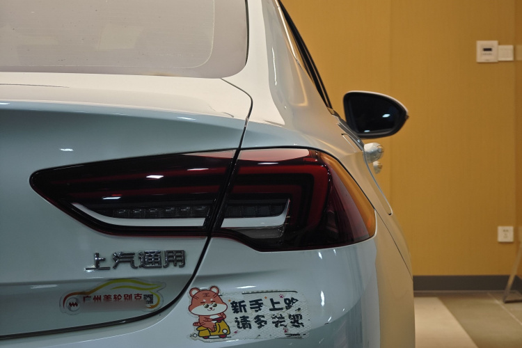 别克 君威 2024款 25T 超享版车身外观6010