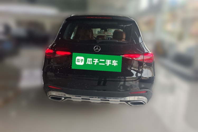 奔驰GLC 2023款 GLC 260 L 4MATIC 豪华型 5座车身外观6