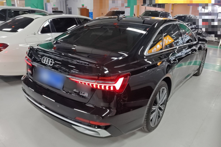 奥迪A6L 2025款 45 TFSI quattro 臻选动感型车身外观7