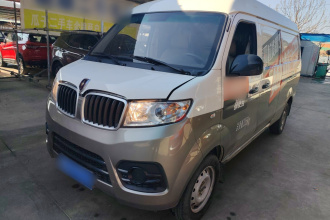 金杯 新海狮X30L 2023款 1.5L超享版厢式车2/5座无空调版 SWC15M