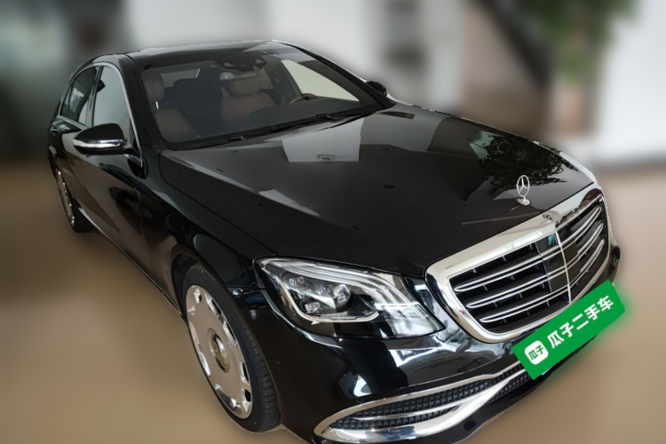 奔驰S级 2014款 S 500 L车身外观3