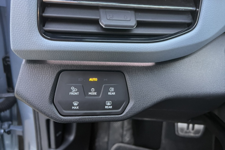 大众 ID.4 X 2022款 纯净长续航版中控内饰7001