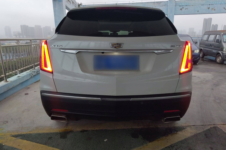 凯迪拉克XT5 2016款 25T 豪华型车身外观6
