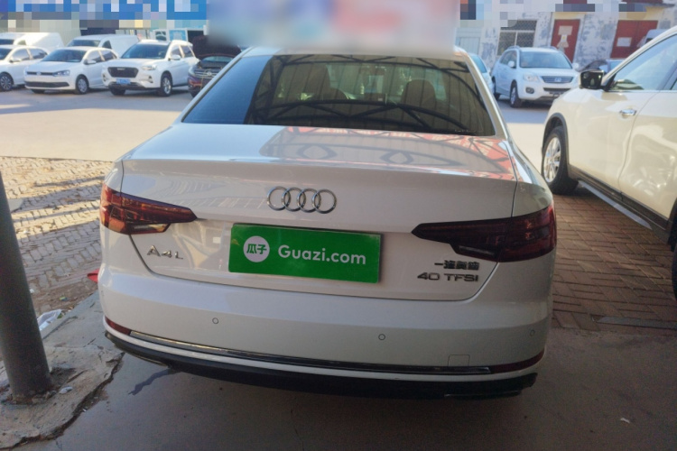 奥迪A4L 2018款 30周年年型 40 TFSI 进取型车身外观6004