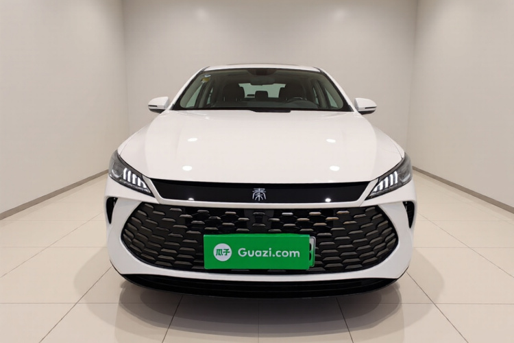 比亚迪 秦PLUS 2025款 DM-i 智驾版 128KM进取型车身外观2