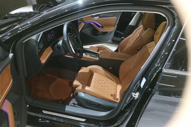 大众 迈腾 2024款 380TSI DSG尊贵版大迈包中控内饰20