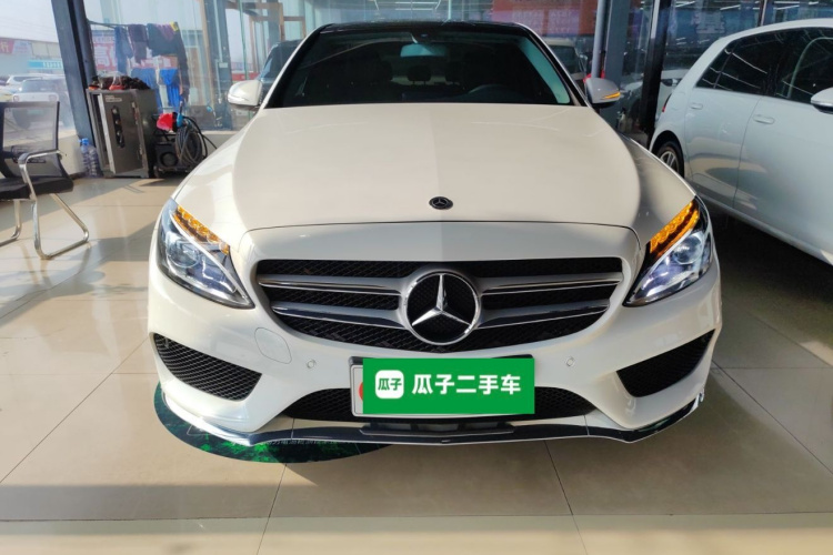 奔驰C级 2018款 C 200 L 运动版车身外观2