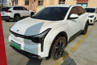 哪吒汽车 2023款 哪吒U-Ⅱ 挑战版 400 U秀 磷酸铁锂