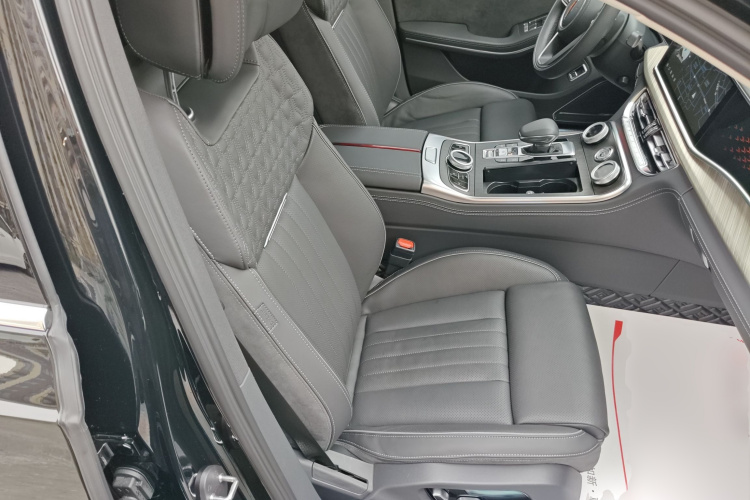 红旗H9 2021款 2.5T 公务版局部细节41