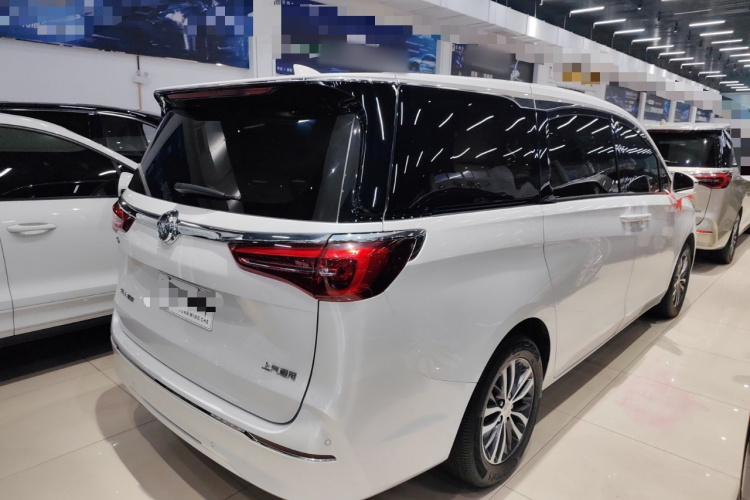 别克GL8 2022款 ES陆尊 653T 舒适型车身外观7