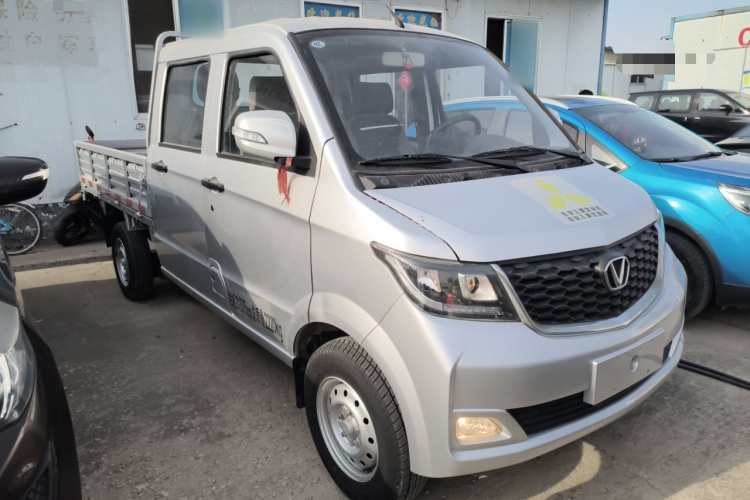 成功汽车 斑马 2022款 1.5L舒适型双排栏板 DAM15KR车身外观3