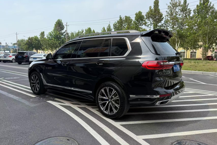 宝马X7 2020款 xDrive40i 领先型豪华套装车身外观6003