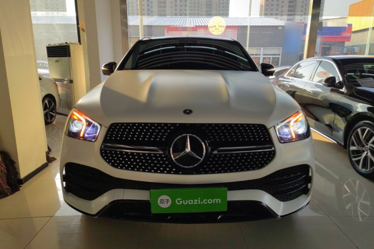 奔驰GLE轿跑 2020款 GLE 350 4MATIC 轿跑SUV 豪华型车身外观2