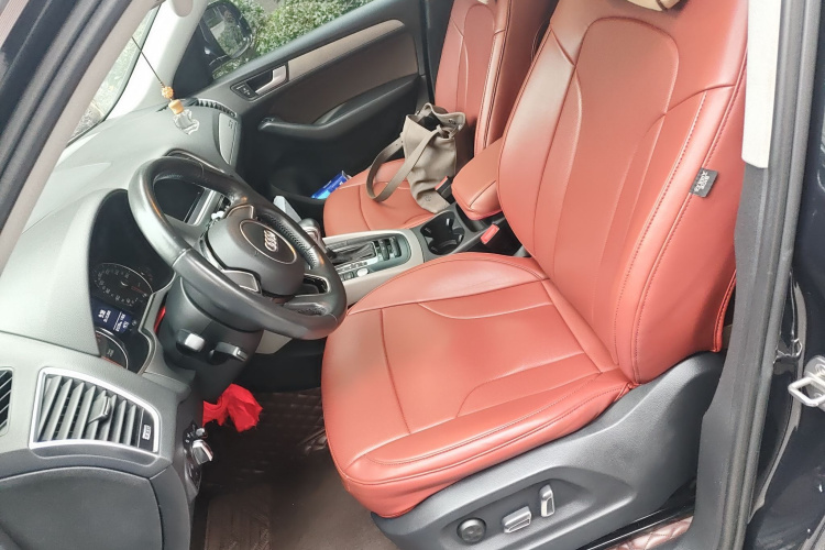 奥迪Q5 2017款 40 TFSI 进取型中控内饰19