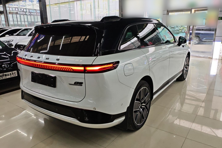 小鹏G9 2022款 702 Pro车身外观7