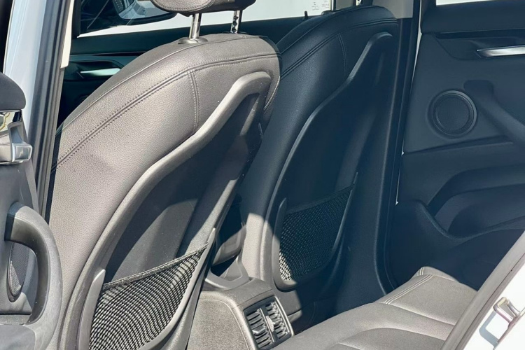 宝马X2(进口) 2019款 sDrive25i 领先型M越野套装 国VI车身外观6005