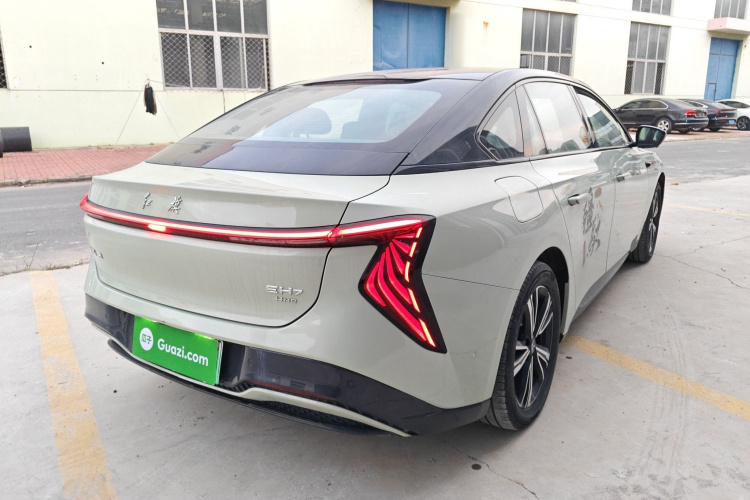 红旗EH7 2024款 690 Pro车身外观7