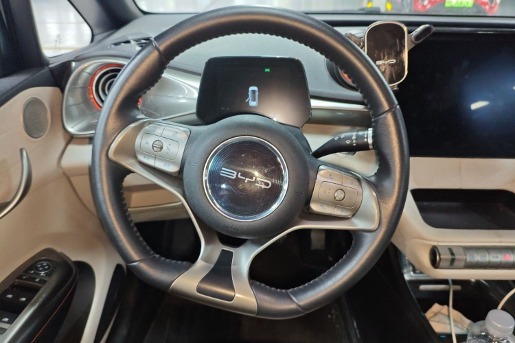 比亚迪 海豚 2021款 405km 时尚版中控内饰13