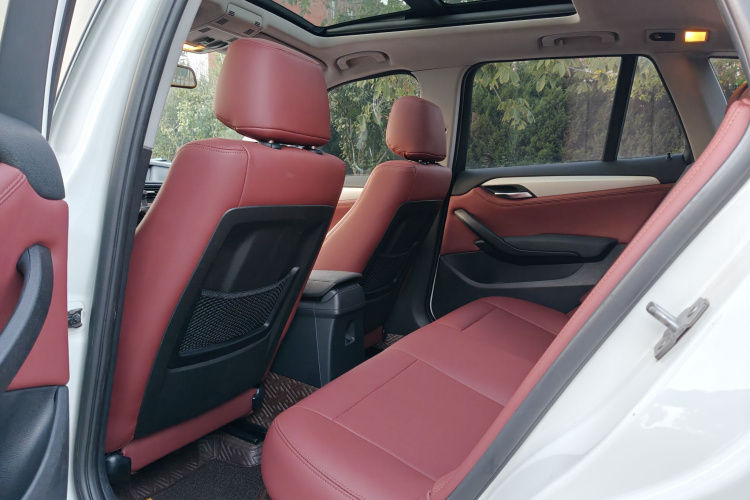 宝马X1 2014款 sDrive18i 时尚型中控内饰7004