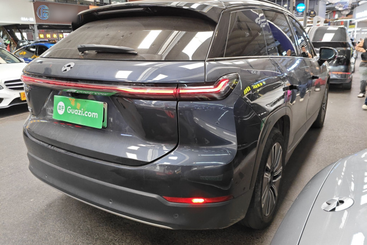 蔚来ES7 2022款 100kWh车身外观7