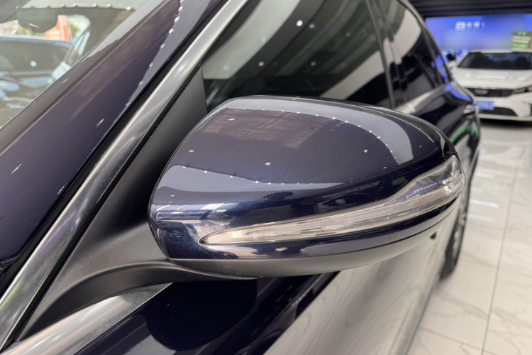 奔驰C级 2018款 C 200 L 运动版车身外观6001