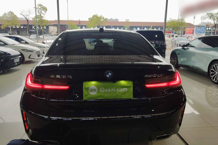 宝马3系 2023款 320Li M运动套装车身外观6004