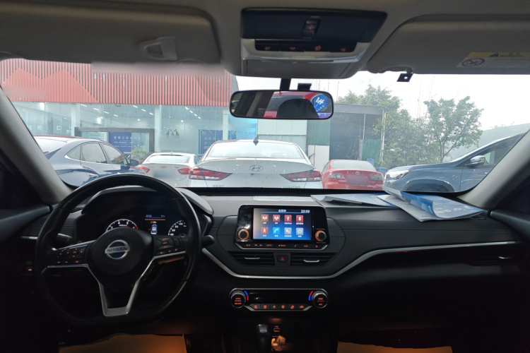 日产 天籁 2019款 2.0T XL 智领版中控内饰12