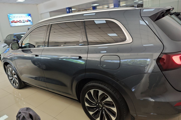 鸿蒙智行 问界M7 2022款 1.5T 四驱豪华版车身外观6003