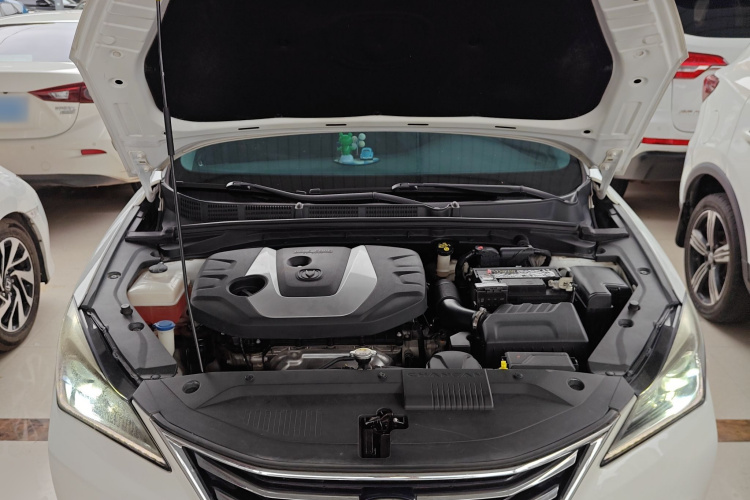 长安 逸动 2018款 高能版 1.6L GDI 自动先锋型 国V机舱底盘24