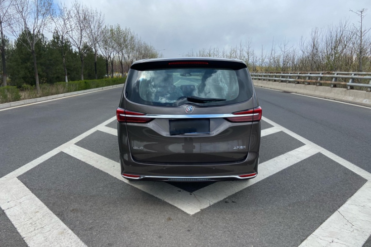 别克GL8 2023款 陆上公务舱 舒适型车身外观6004