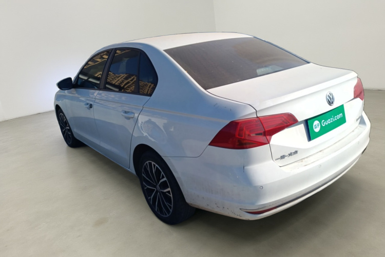 大众 2019款 宝来·传奇 1.5L 自动领先型 国VI车身外观5