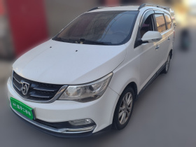 宝骏730 2016款 1.5L 手动舒适型 7座 国V