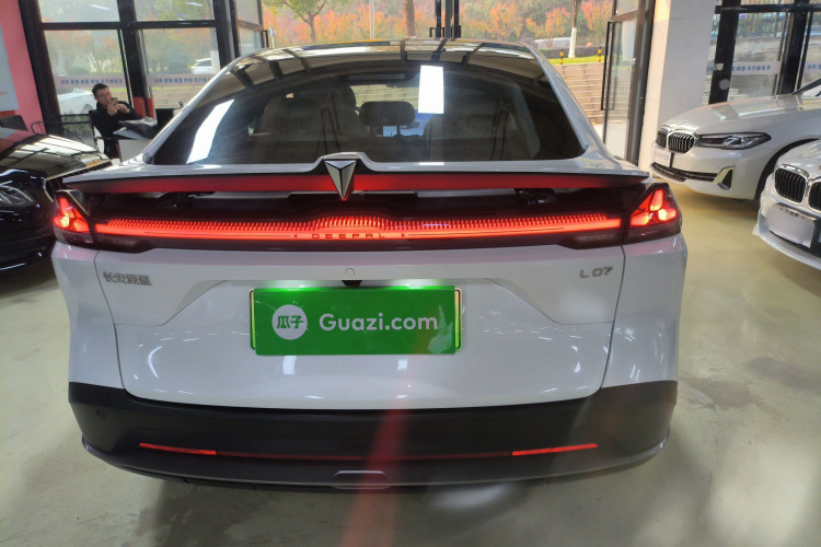 深蓝汽车 深蓝L07 2025款 230Max  深蓝智驾AD PRO增程版车身外观6004