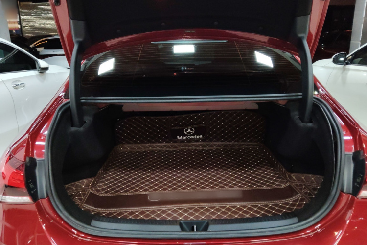 奔驰A级 2020款 改款 A 200 L 运动轿车时尚型局部细节23