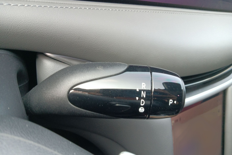 智己汽车 智己L6 2024款 Max 超强性能版局部细节18