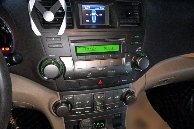 丰田 汉兰达 2009款 2.7L 两驱7座豪华版局部细节16