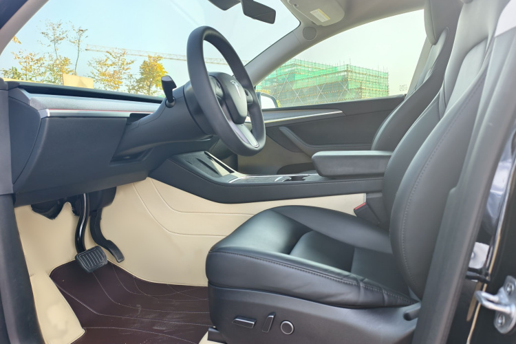 特斯拉 Model Y 2023款 后轮驱动版局部细节19