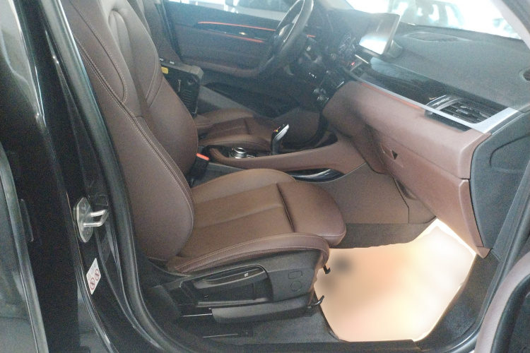 宝马X1 2021款 sDrive20Li 尊享型局部细节41