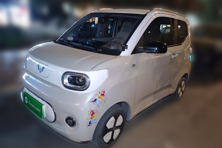 五菱汽车 宏光MINIEV 2024款 第三代 215km 进阶版车身外观1