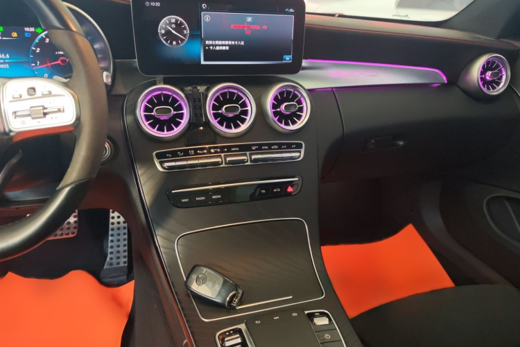 奔驰C级(进口) 2022款 改款 C 260 轿跑车局部细节16