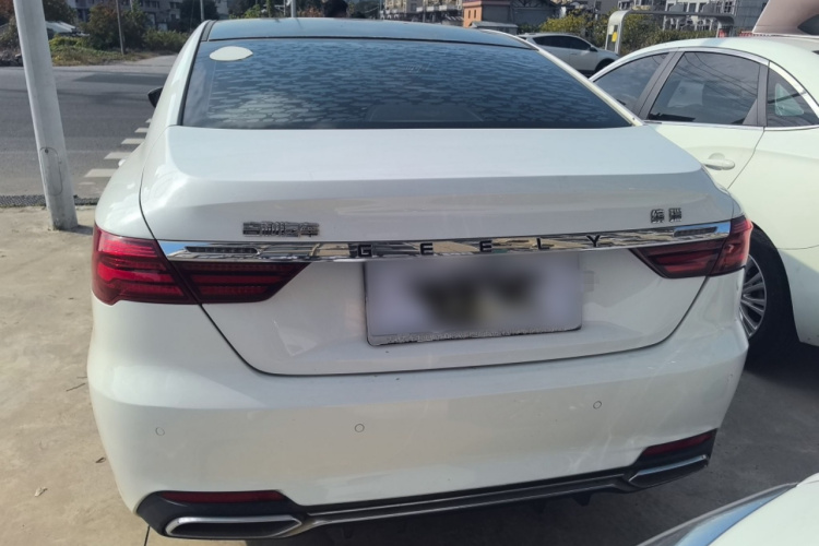 吉利汽车 缤瑞 2018款 14T 手动缤致版车身外观6